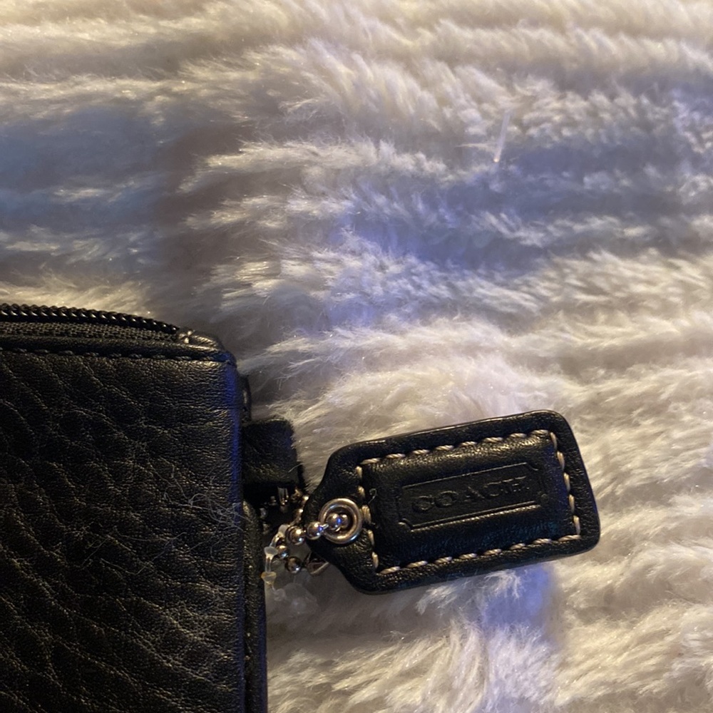 Coach wristlet - Picture 5 of 5